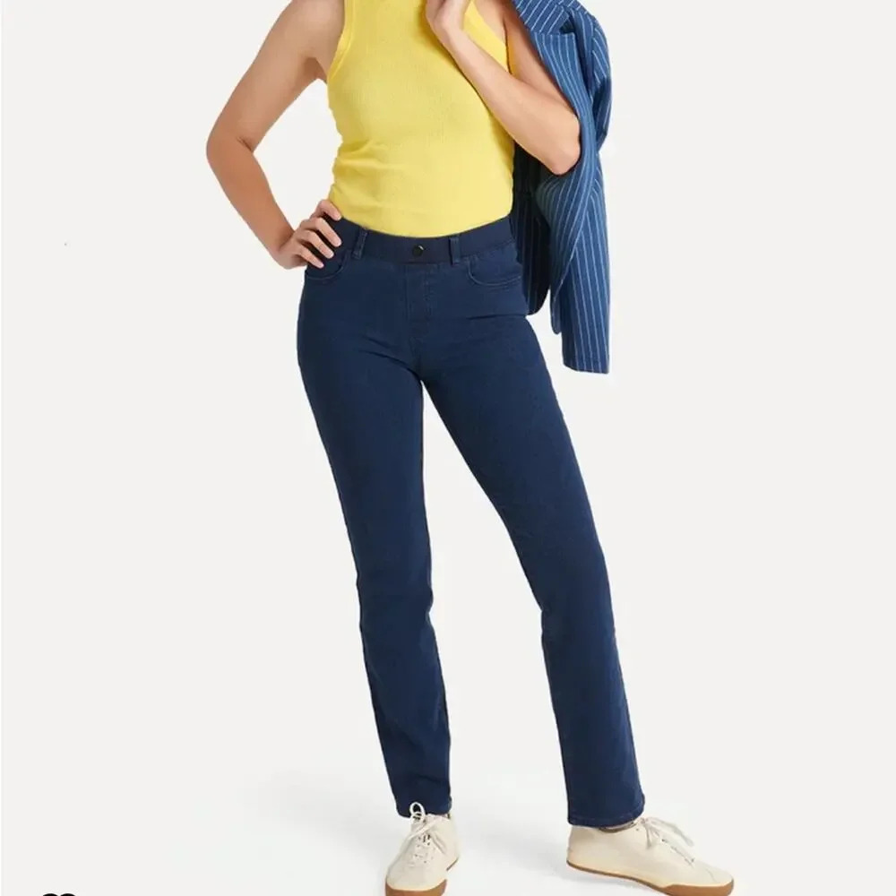 BETABRAND Straight Leg 4 Pocket Yoga Denim in Dark Indigo size Small Petite
